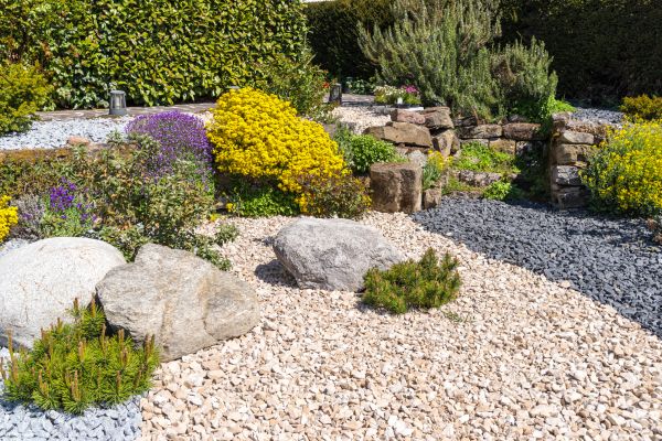 Decorative Gravel Installation in Midlothian