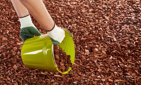 Wood Chip Landscaping in Midlothian